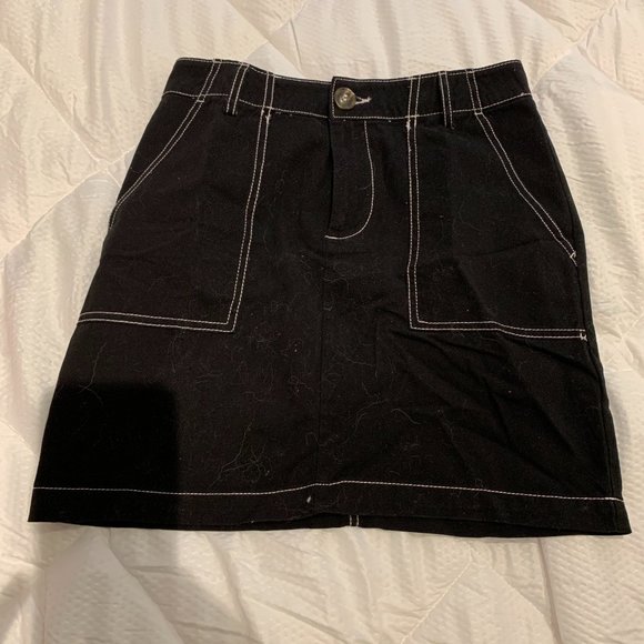 Black denim skirt - Picture 1 of 2
